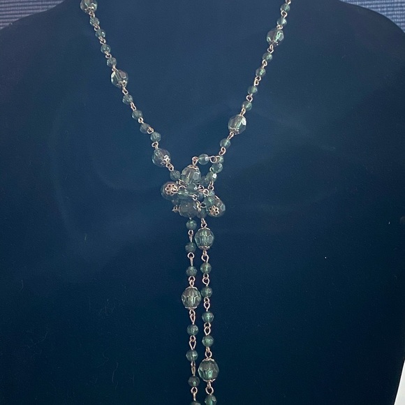 Necklace - Long Green and Gold, Bead and Chain. - Picture 3 of 5